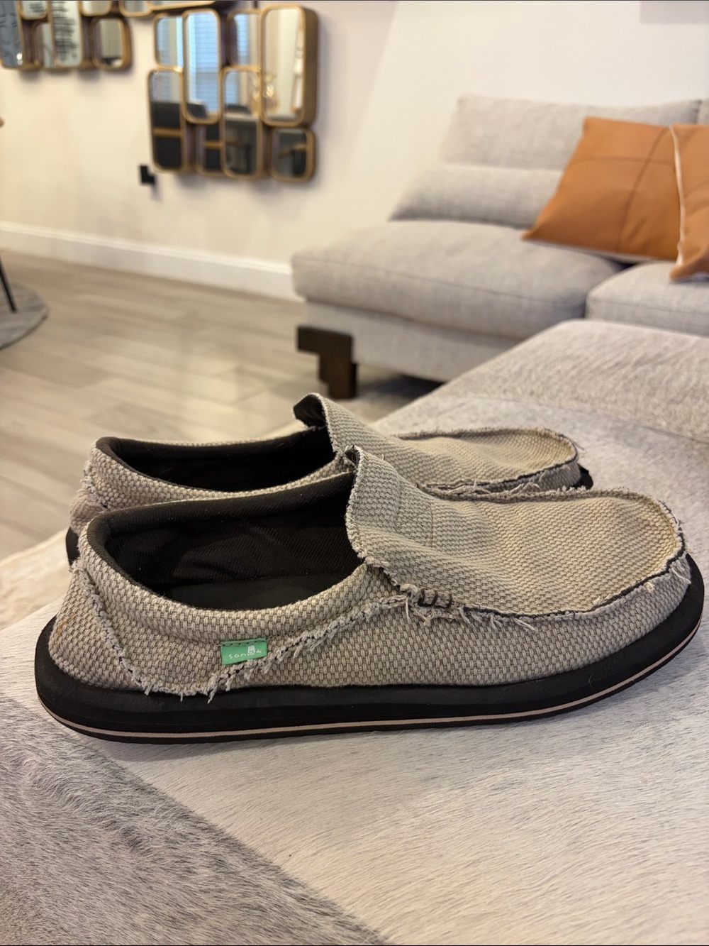 Sanuk Vagabond Sidewalk Surfers Canvas Loafers – Gray – Men’s US 11 – Comfort